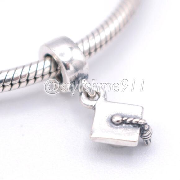 Authentic PANDORA Silver Graduation Hat Charm - 790270 - Picture 3 of 11